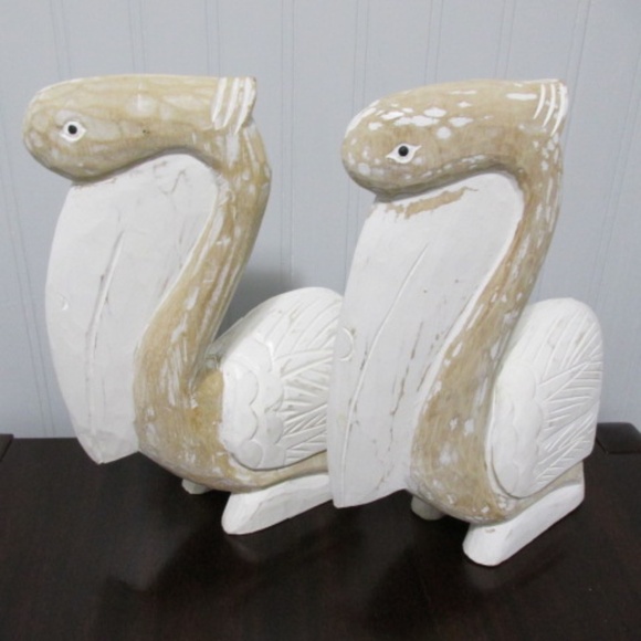 Carved Wood Pelicans - Picture 1 of 3